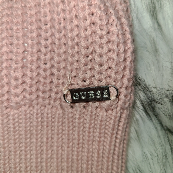 Guess sweater ๐ด SOLD ๐ด - Picture 3 of 4